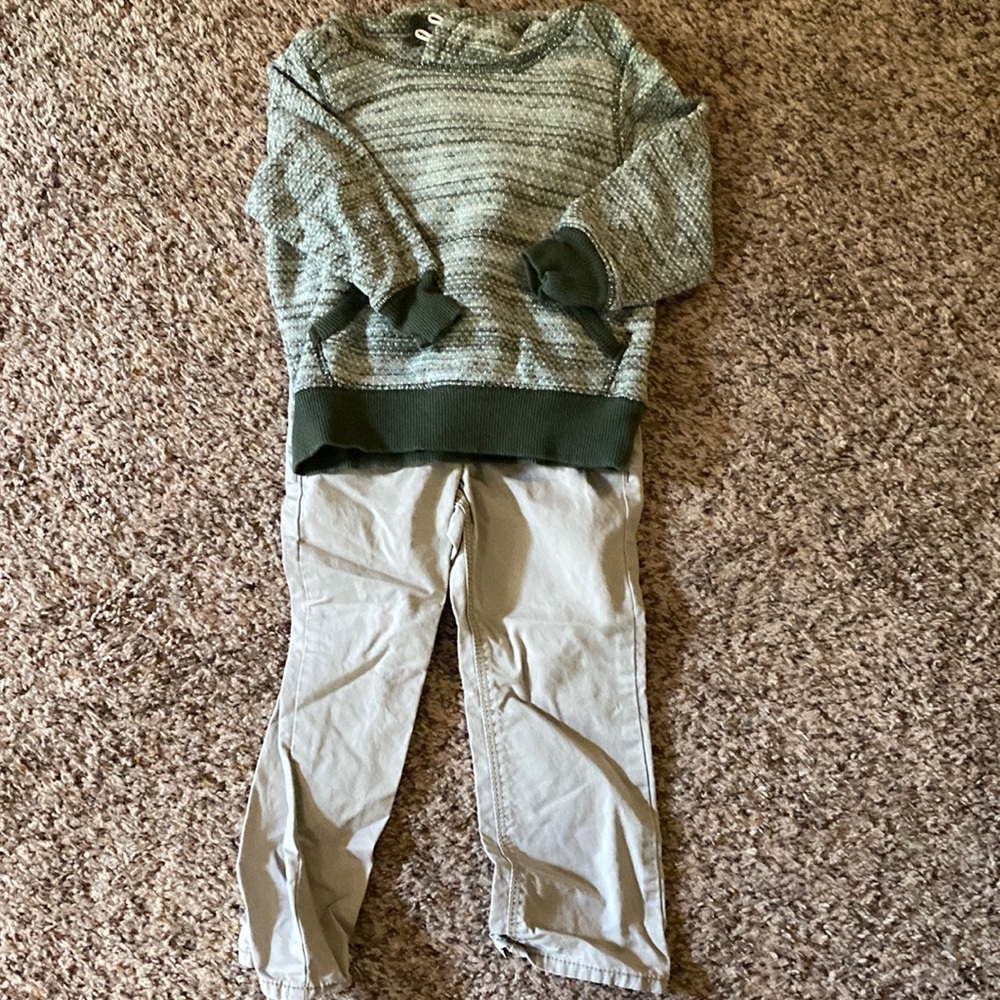 Old Navy 2T top and pants